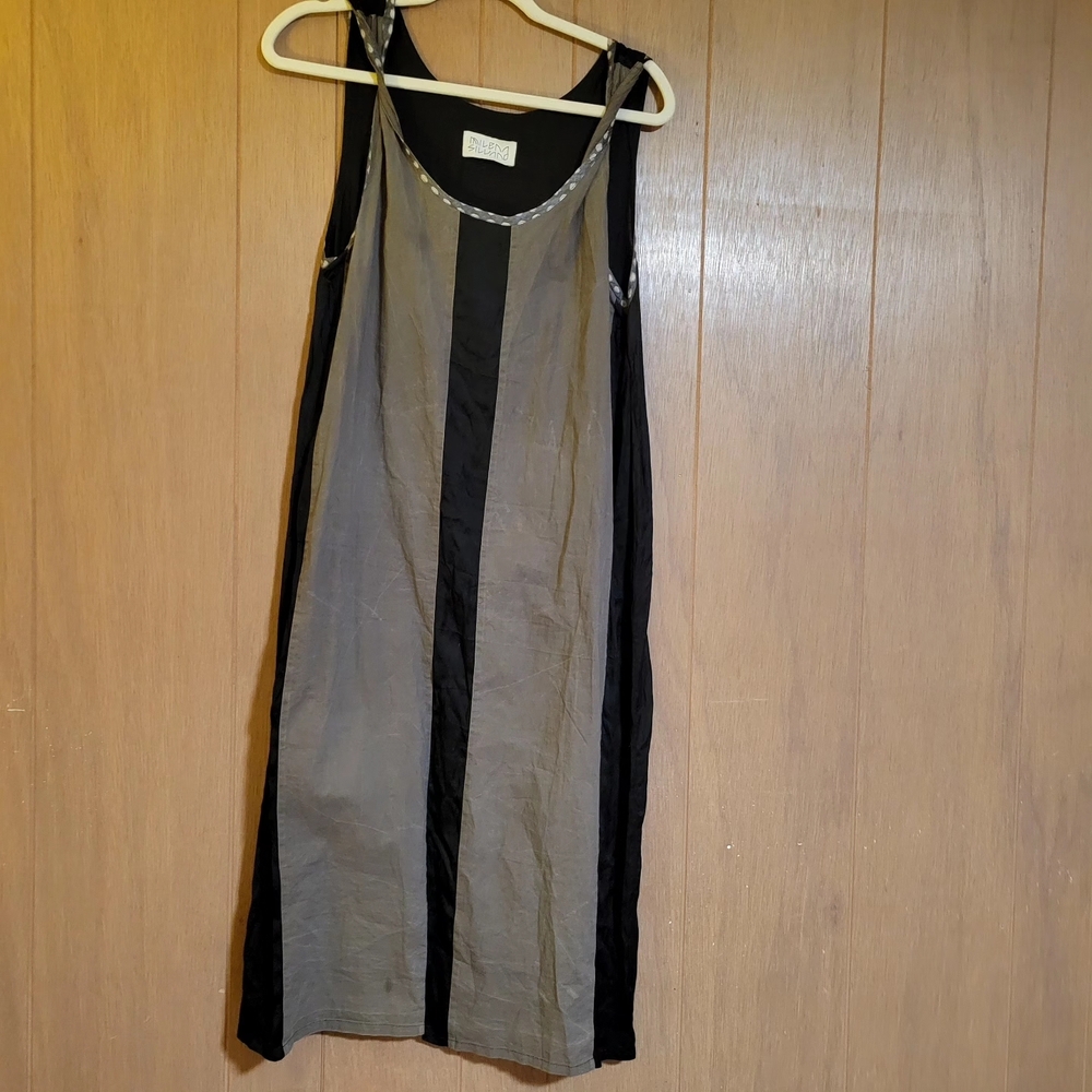 Stylish Black and Gray Sleeveless Dress